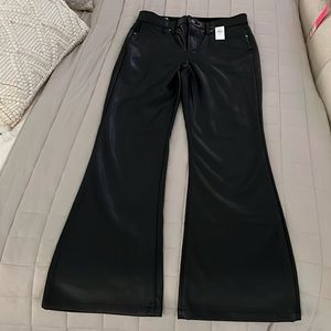 Gap size 4 fake leather pants. So cute and very soft!